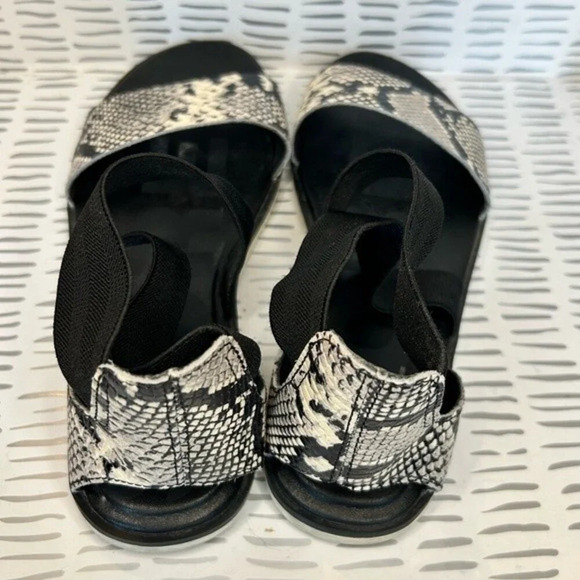 Sorel Women's Ella II‎ Sandal size 7 - Picture 5 of 7